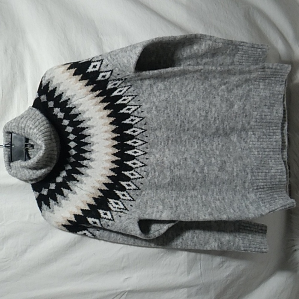 (D-13) NWOT Aspen Sweater Sz.S Fits Up To Medium